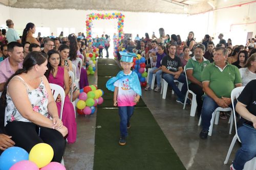 Secretaria de Educação e Cultura da Prefeitura de Cândido de Abreu realiza formatura da educação infantil 