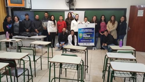 Programa Saúde na Escola (PSE) realiza palestra sobre drogas no Colégio Estadual Dr Cândido de Abreu