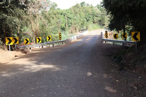 Ponte do Rio Ubazinho que liga Cândido de Abreu ao Rio do Tigre é revitalizada