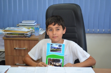 Alunos da rede municipal visitam Prefeitura de Nova Aurora